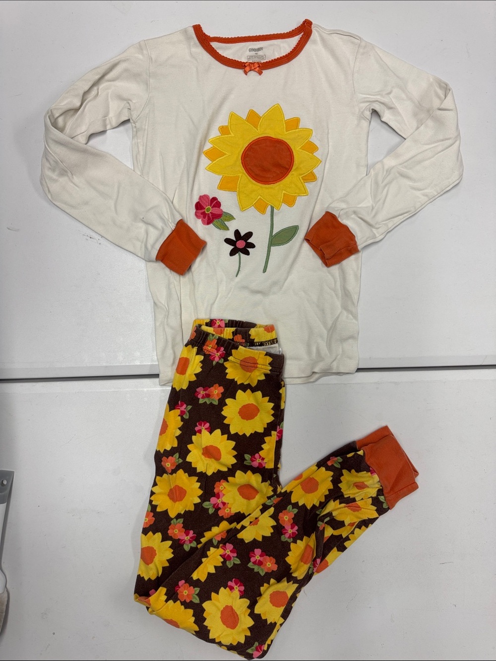 Gymboree Cream Top & Floral Sunflower Leggings Set in Orange, Yellow, Brown